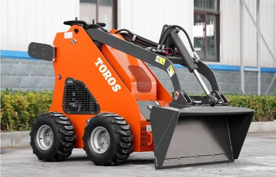 Potente Mini Stand Up Skid Steer Agricultural Skid Steers Multipurpose